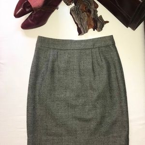 Banana Republic Wool pencil skirt